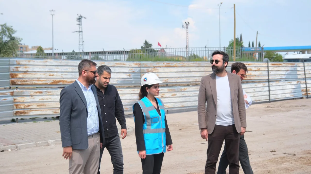 Ceyhan’da Tarihi Gün: İlk Üst Geçit İçin İlk Kazma Vuruldu!