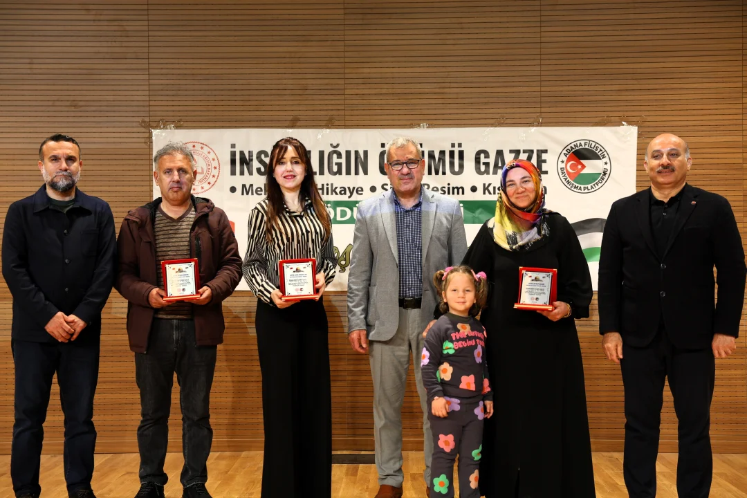 Adana’da İnsanlık Anıtı: Gazze Yarışmasında Ödüllerini Filistin’e Bağışladılar!