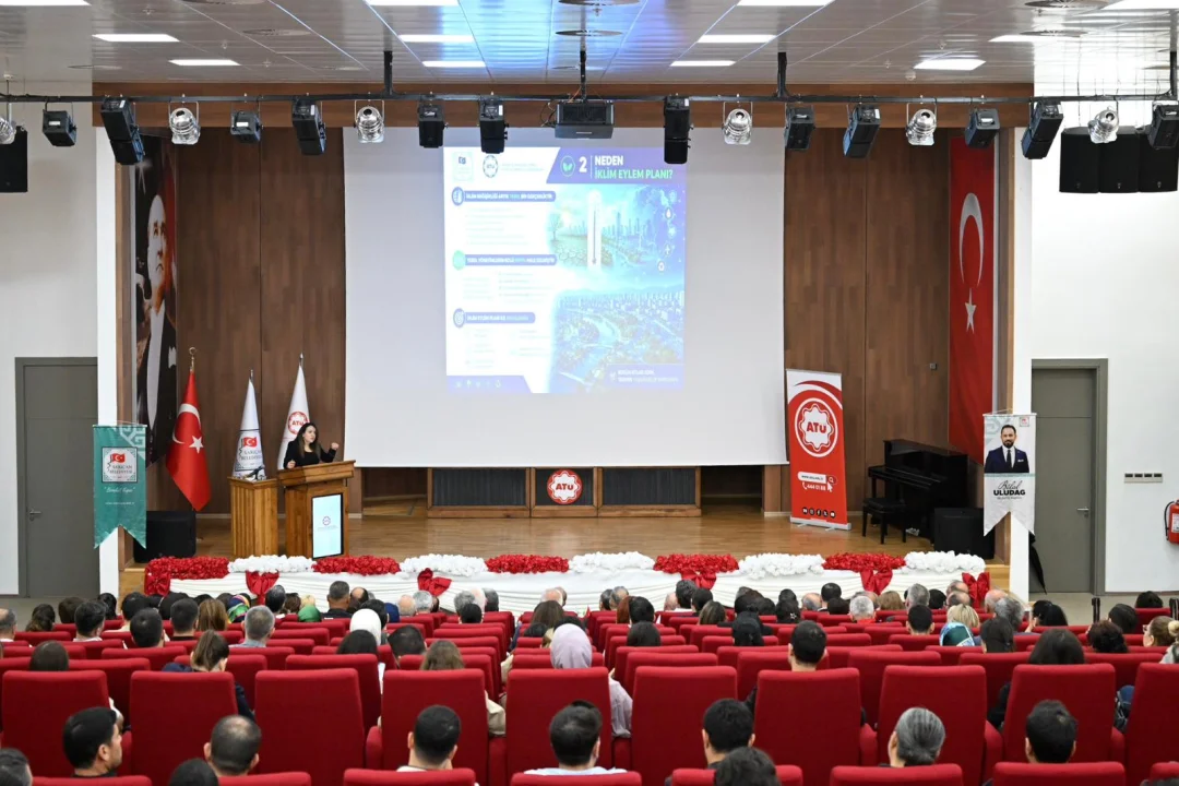 Sarıçam’da Tarihi Gelecek Zirvesi: “İklim Eylem Planı Çalıştayı” Yoğun Katılımla Yapıldı!