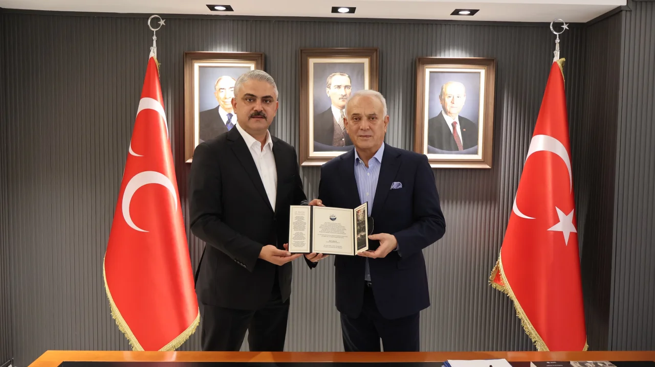 Pozantı’da Kurtuluş Seferberliği: Başkan Ali Avan’dan Cumhur İttifakı Kurmaylarına Çıkarma!
