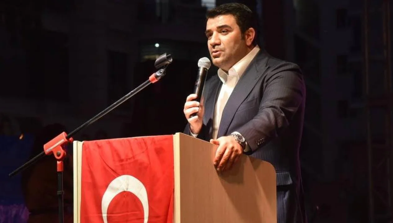 AK Parti Adana’da İstifa Dalgası Büyüyor: İl Başkan Yardımcısı Muhammed İslam Bünül De İstifa Etti!