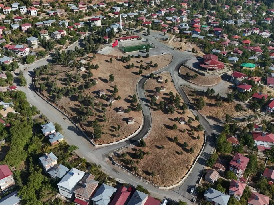 Pozantı’da Birlik ve Beraberlik Dönemi: Ali Avan 21 Mahalleyi de İlmek İlmek Dokuyor