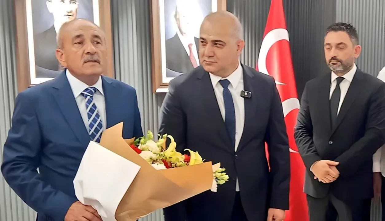 MHP Adana’da Hakan Yıldırım Dönemi Resmen Başladı: Muhteşem Devir Teslim!