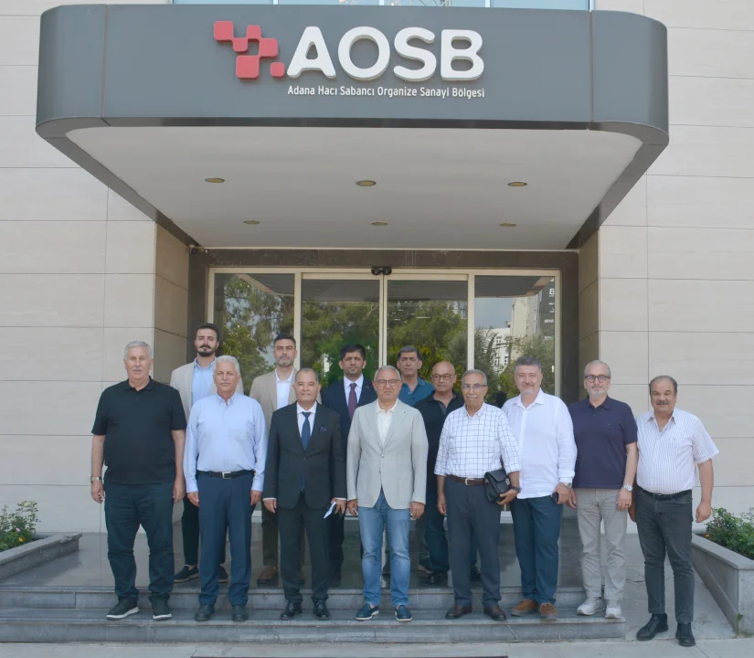 Adana’da Dev Ekonomi Buluşması: AYAMDER’den Güven Tazeleyen AOSB Başkanı Bekir Sütçü’ye Tebrik Ziyareti