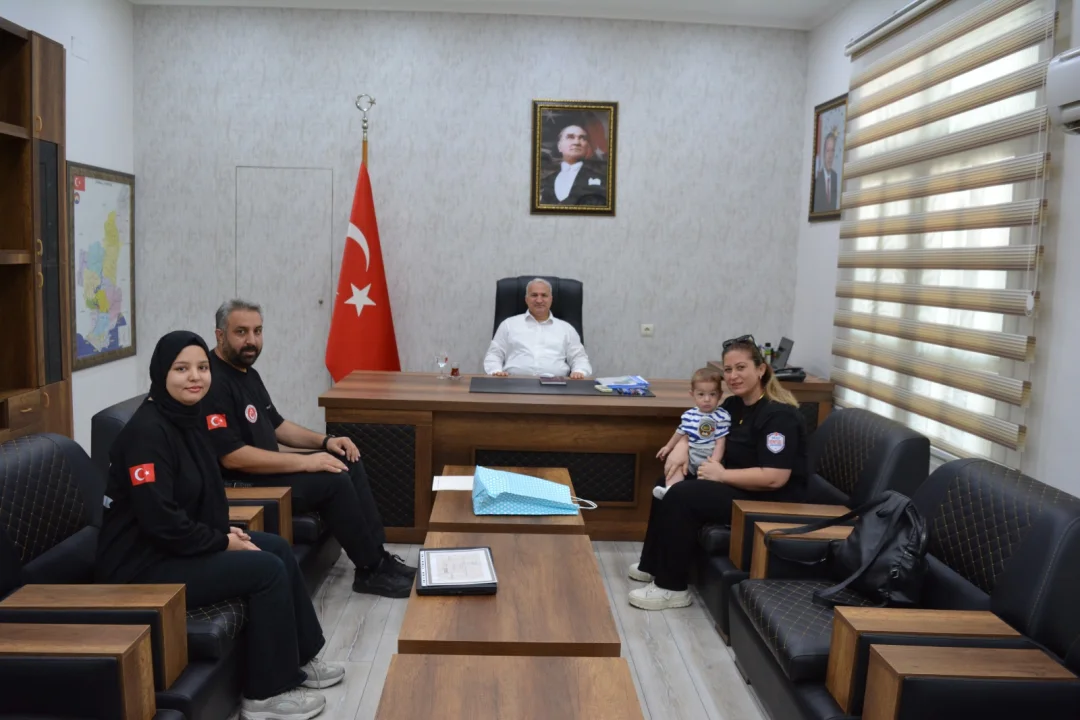 Ceyhan Kaymakamı Ramazan Kurtyemez’e Büyük Onur: ALPKURT Onursal Başkanı Oldu!