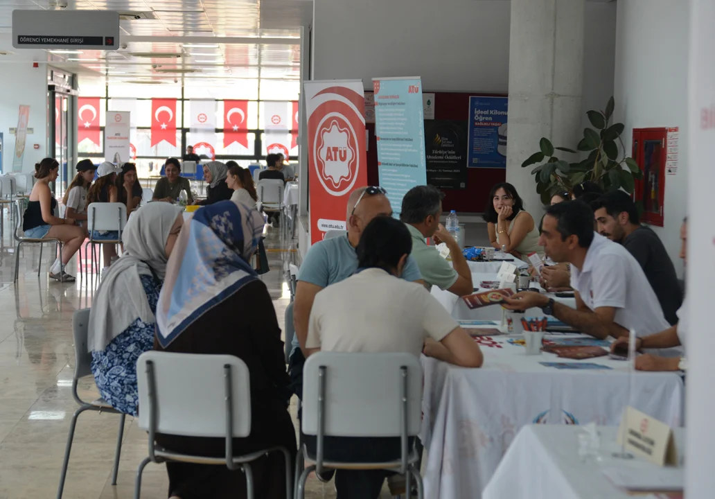 ATÜ Kampüsünün Kapıları Geleceğin Gençlerine Açılıyor: Tanıtım ve Tercih Günleri Başlıyor!