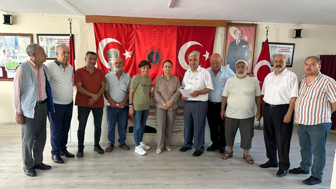 Adana’da Emeklilerden İktidara Sert Yanıt: