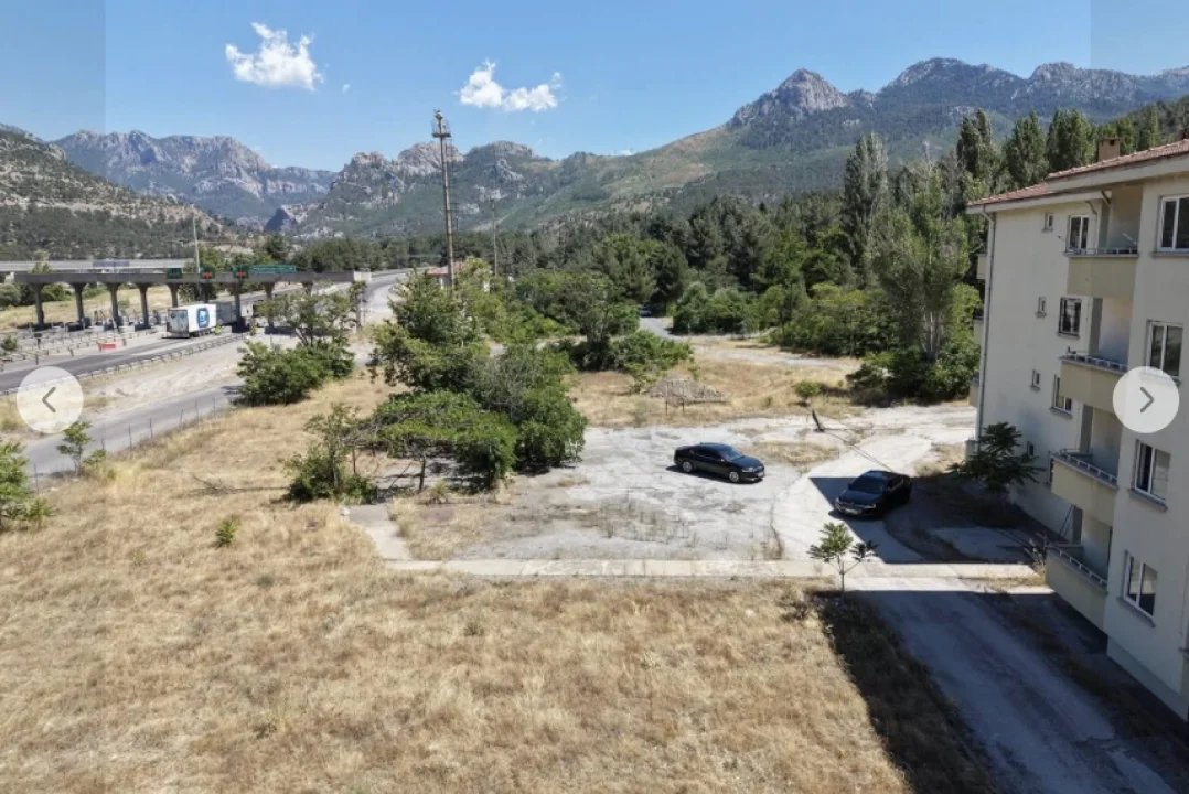 Pozantı’ya Dev Sağlık Yatırımı: Yarım Milyonluk Nüfus Yükünü Omuzlayacak Hastanede İlk Adım Atıldı!