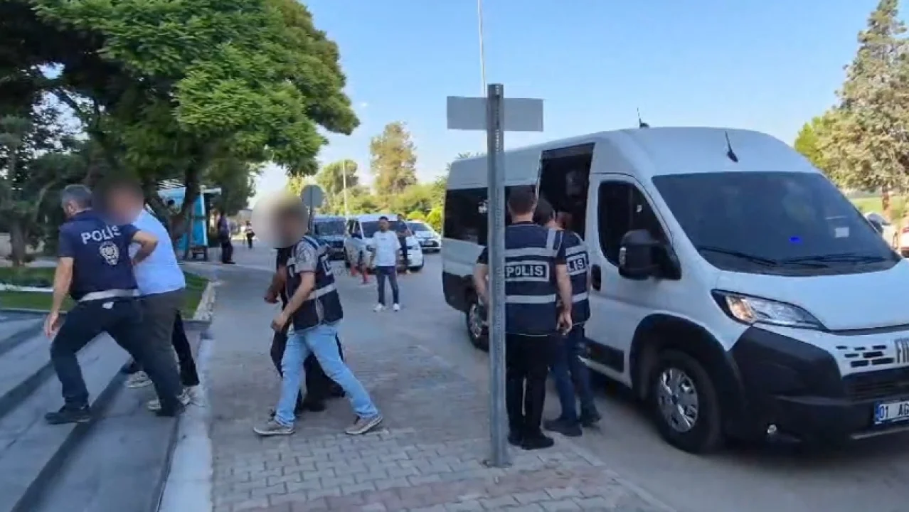 Ceyhan Polisinden Dev Asayiş Operasyonu: 23 Şüpheli Tutuklandı!