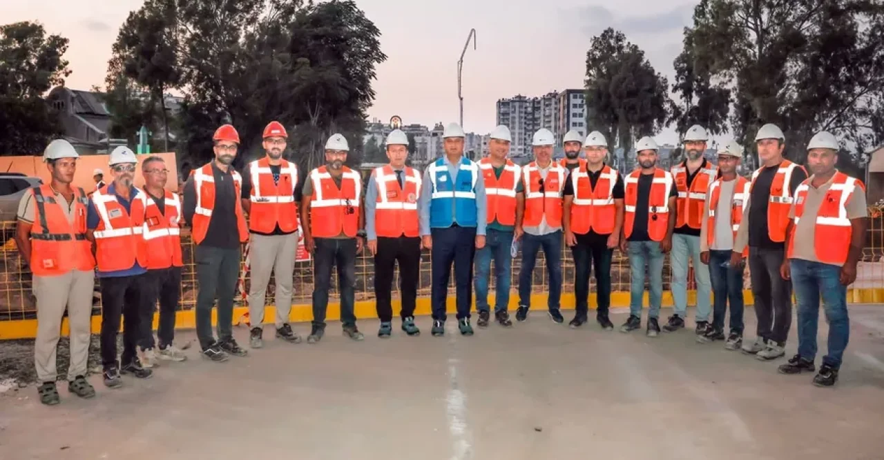 Müjdeyi Vali Mustafa Yavuz Verdi: Kasım Gülek Köprüsü Okullar Açılmadan Açılıyor!