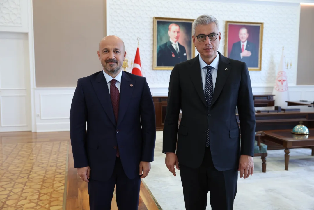 Halil Nacar İmzayı Attı: 