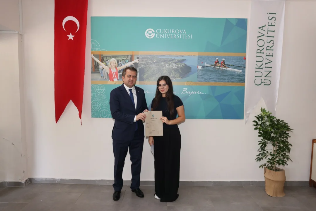 Çukurova Üniversitesinde İlk Kaydı Rektör Prof. Dr. Hamit Emrah Beriş Yaptı