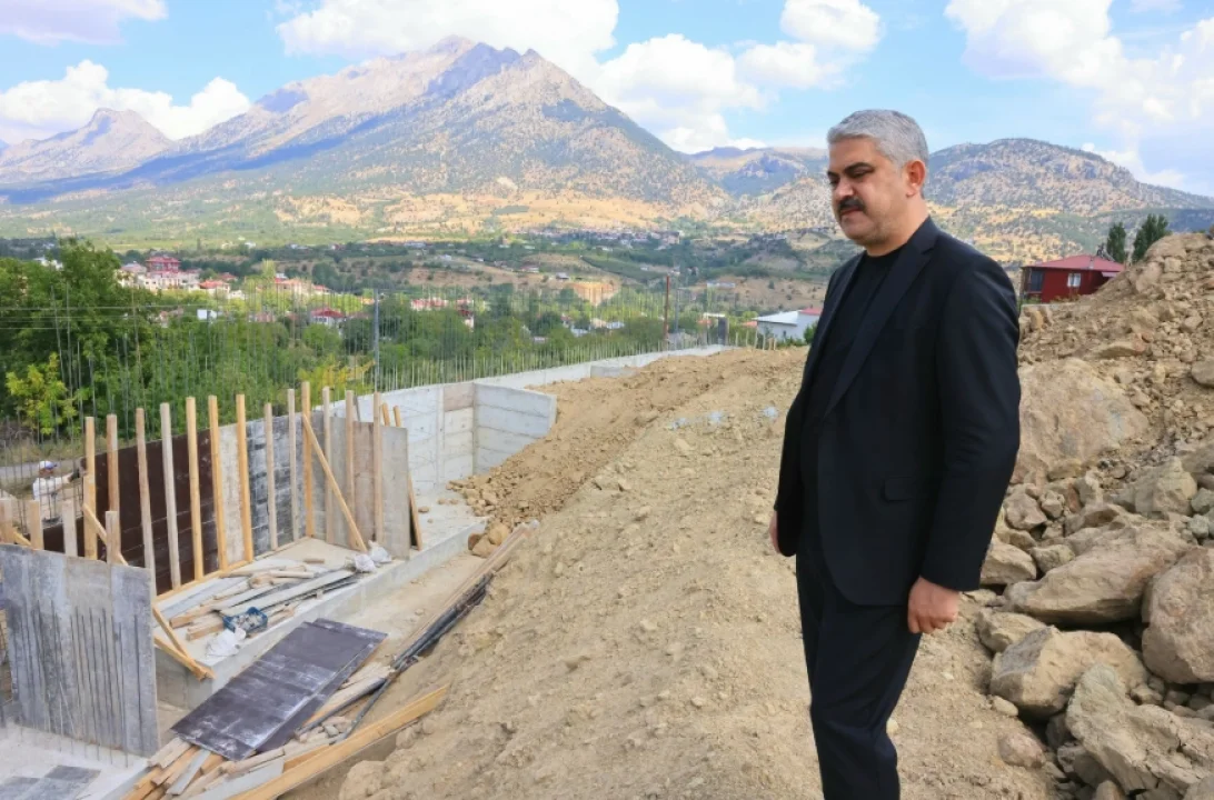 Pozantı’da Dev Yatırım: Kamışlı Mahallesi Kültür Merkezi Hızla Yükseliyor!