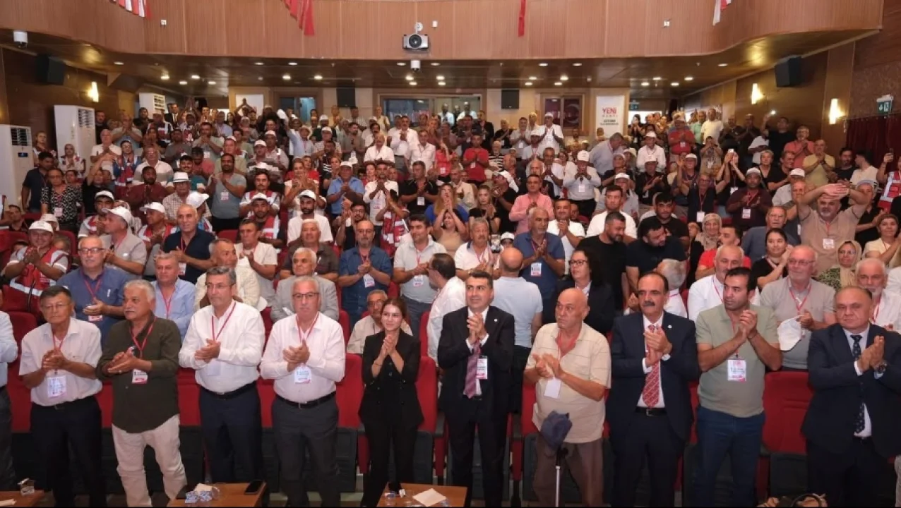 Ceyhan’da YENİ Parti’de Ahmet Biberoğlu Dönemi Başladı!