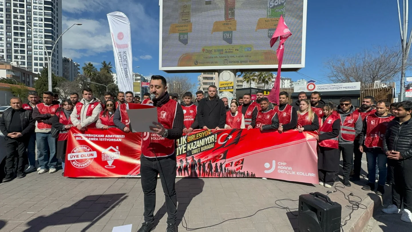 CHP Gençlik Kolları Adana İl Başkanı Ahmet Tanık: “Türkiye’deki gidişattan hoşnut olmayan herkesi CHP çatısı altına davet ediyoruz.”